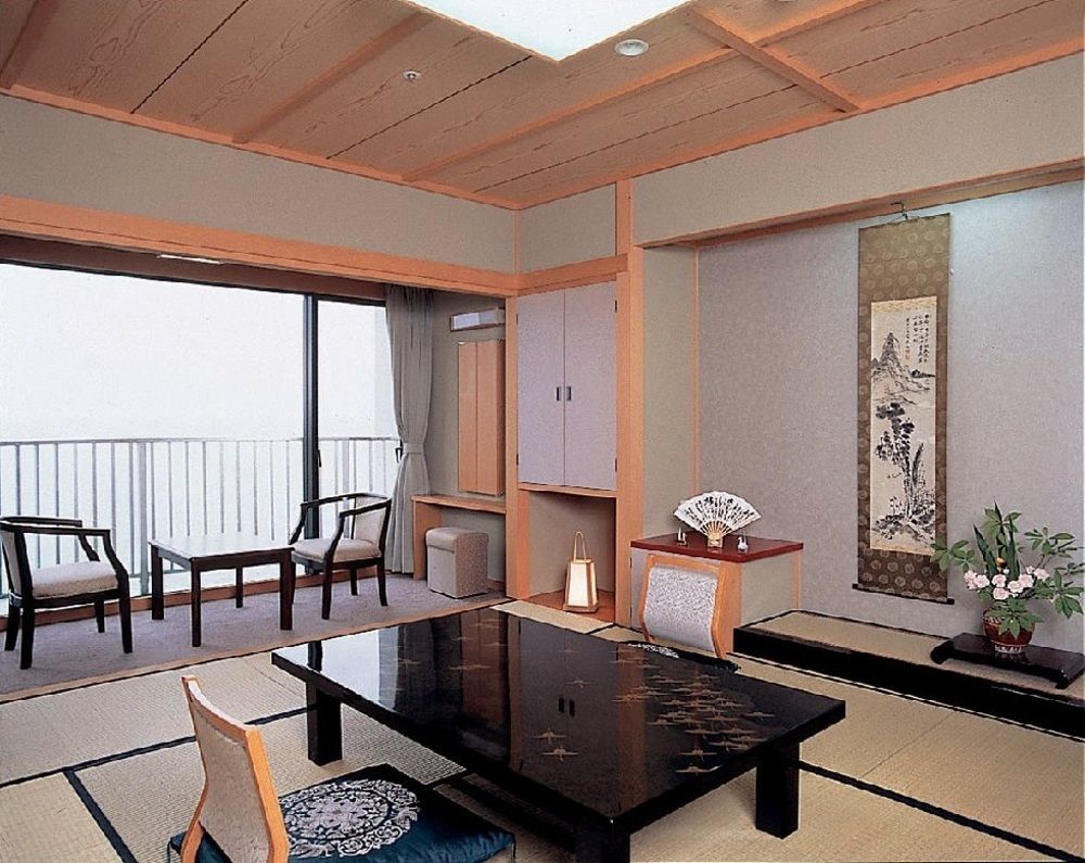Hotel Koshuen Wajima Bagian luar foto